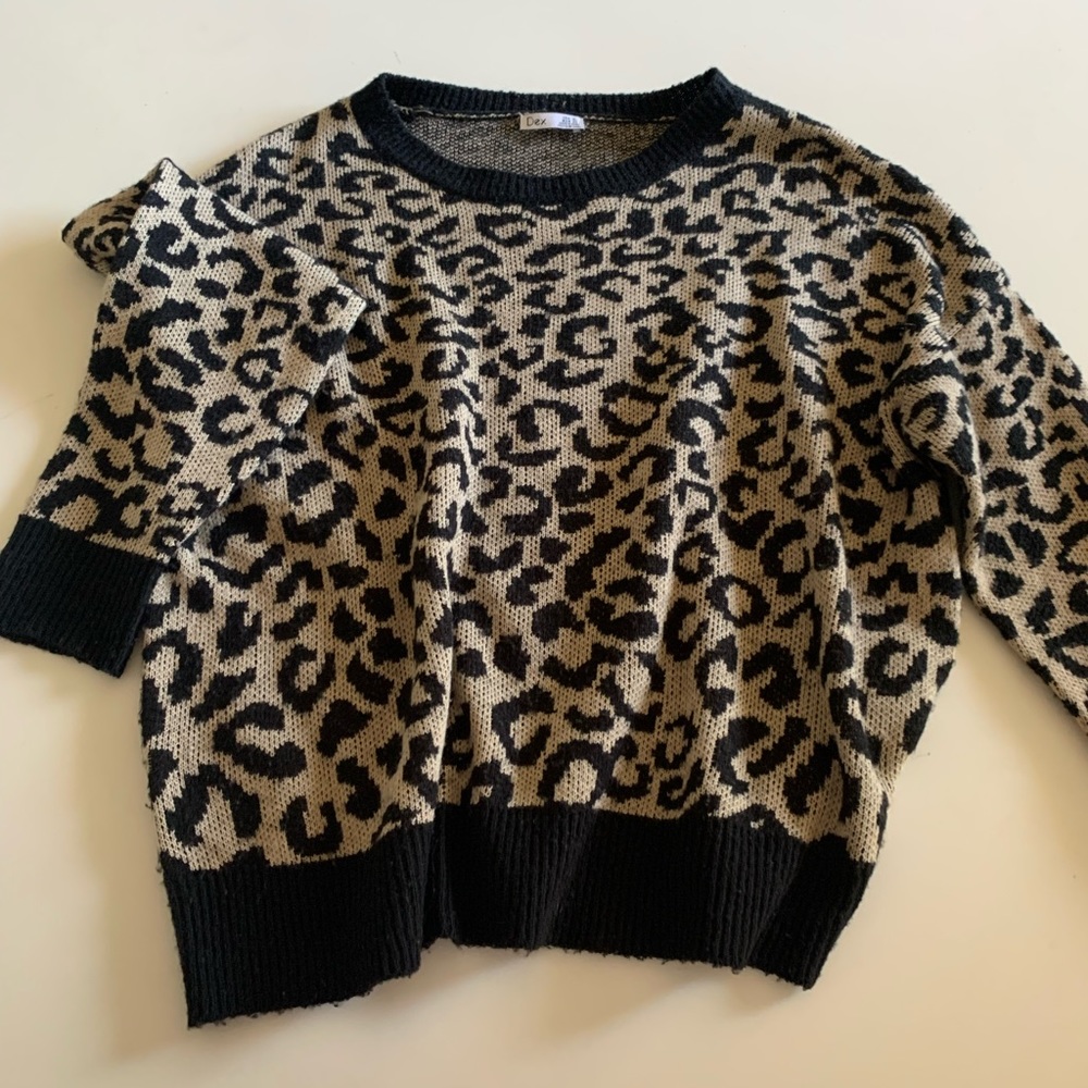 Dex sweater
